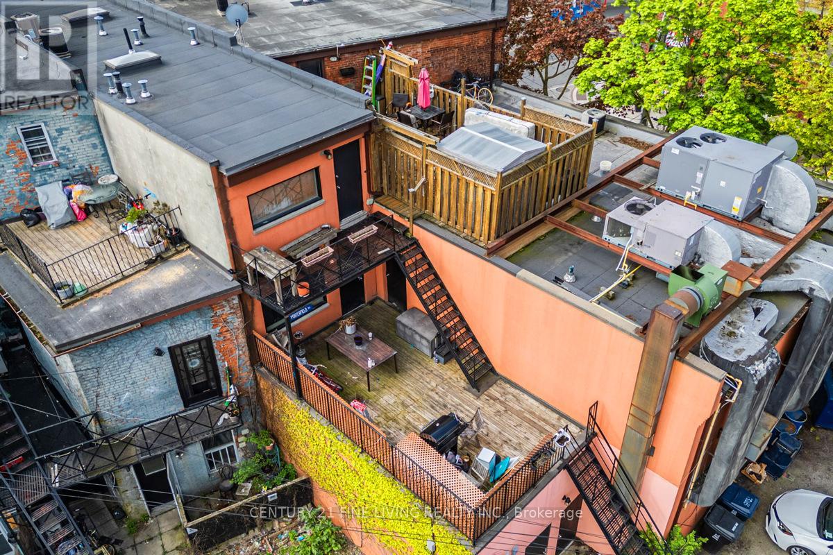 3048 Dundas Street W, Toronto, Ontario  M6P 1Z3 - Photo 38 - W12207937