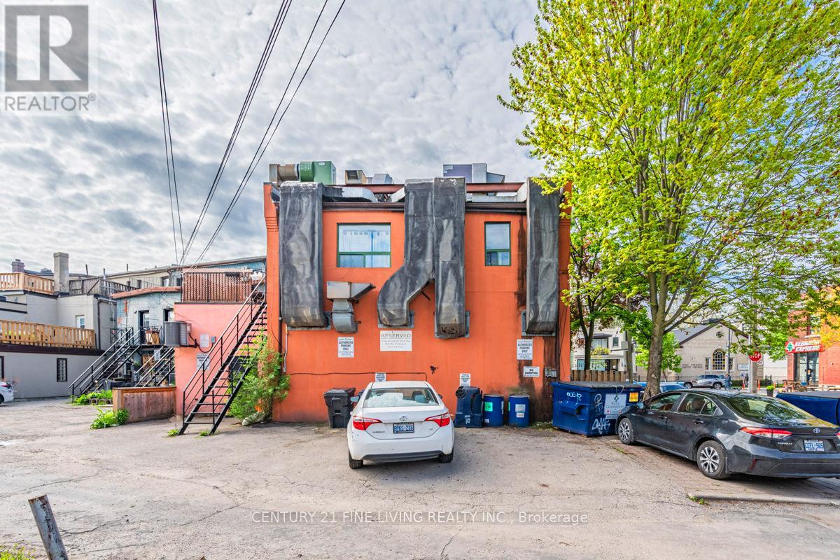 3048 Dundas Street W, Toronto, Ontario  M6P 1Z3 - Photo 40 - W12207937
