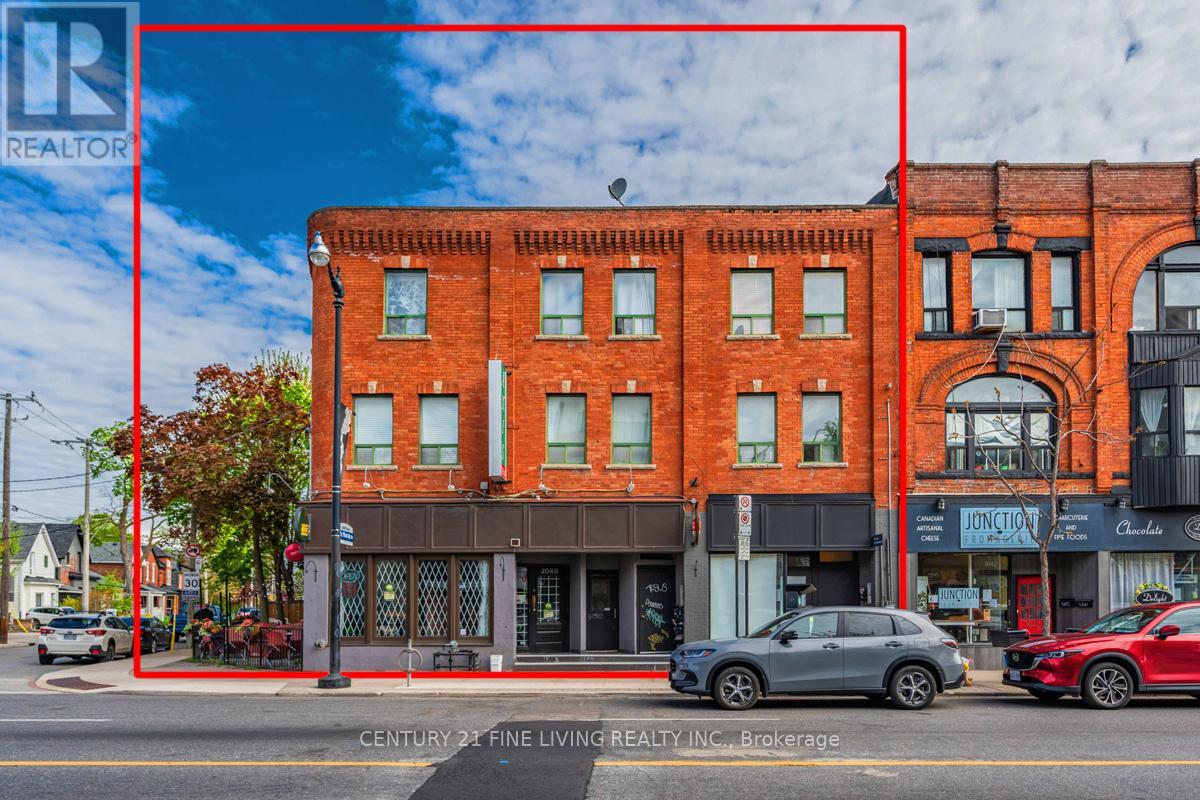 3048 Dundas Street W, Toronto (Junction Area), Ontario  M6P 1Z3 - Photo 2 - W12207942