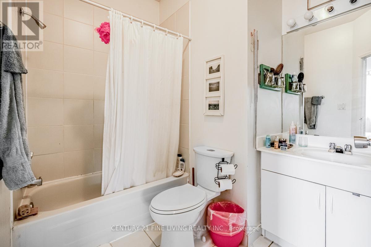 3048 Dundas Street W, Toronto (Junction Area), Ontario  M6P 1Z3 - Photo 21 - W12207942