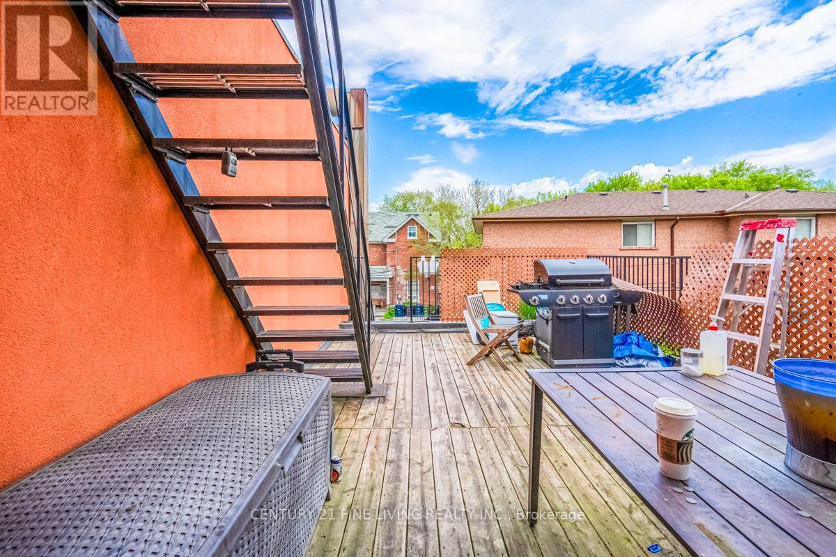 3048 Dundas Street W, Toronto (Junction Area), Ontario  M6P 1Z3 - Photo 36 - W12207942