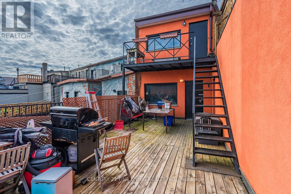 3048 Dundas Street W, Toronto (Junction Area), Ontario  M6P 1Z3 - Photo 37 - W12207942