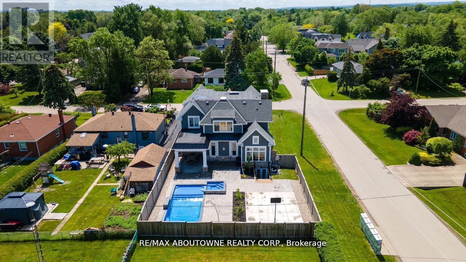 265 Woodale Avenue, Oakville (Wo West), Ontario  L6K 2N3 - Photo 37 - W12207979