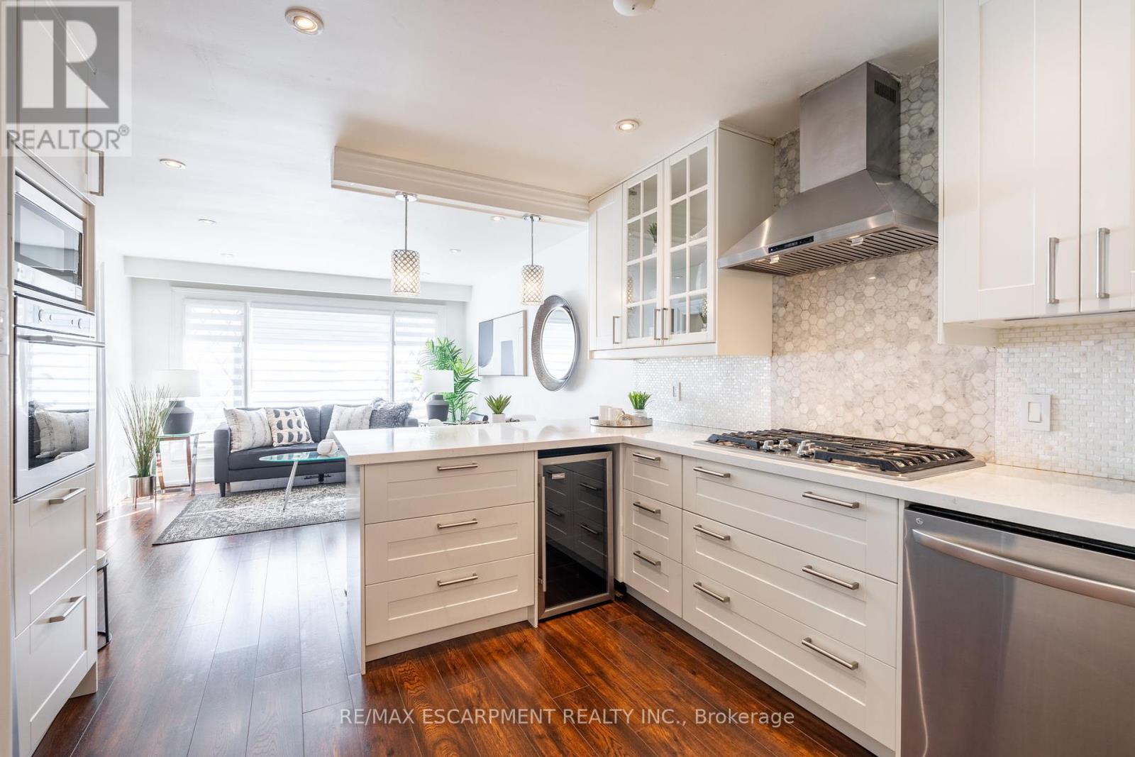 2375 Gareth Road S, Mississauga (Port Credit), Ontario  L5B 1Z4 - Photo 15 - W12207982