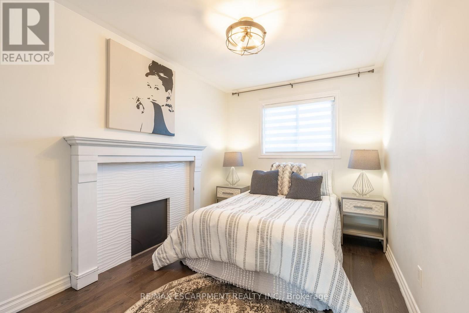 2375 Gareth Road S, Mississauga (Port Credit), Ontario  L5B 1Z4 - Photo 22 - W12207982