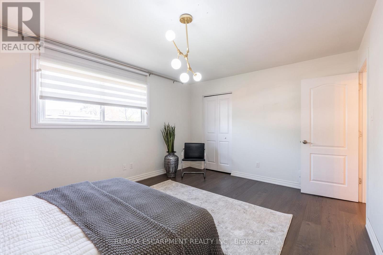 2375 Gareth Road S, Mississauga (Port Credit), Ontario  L5B 1Z4 - Photo 26 - W12207982