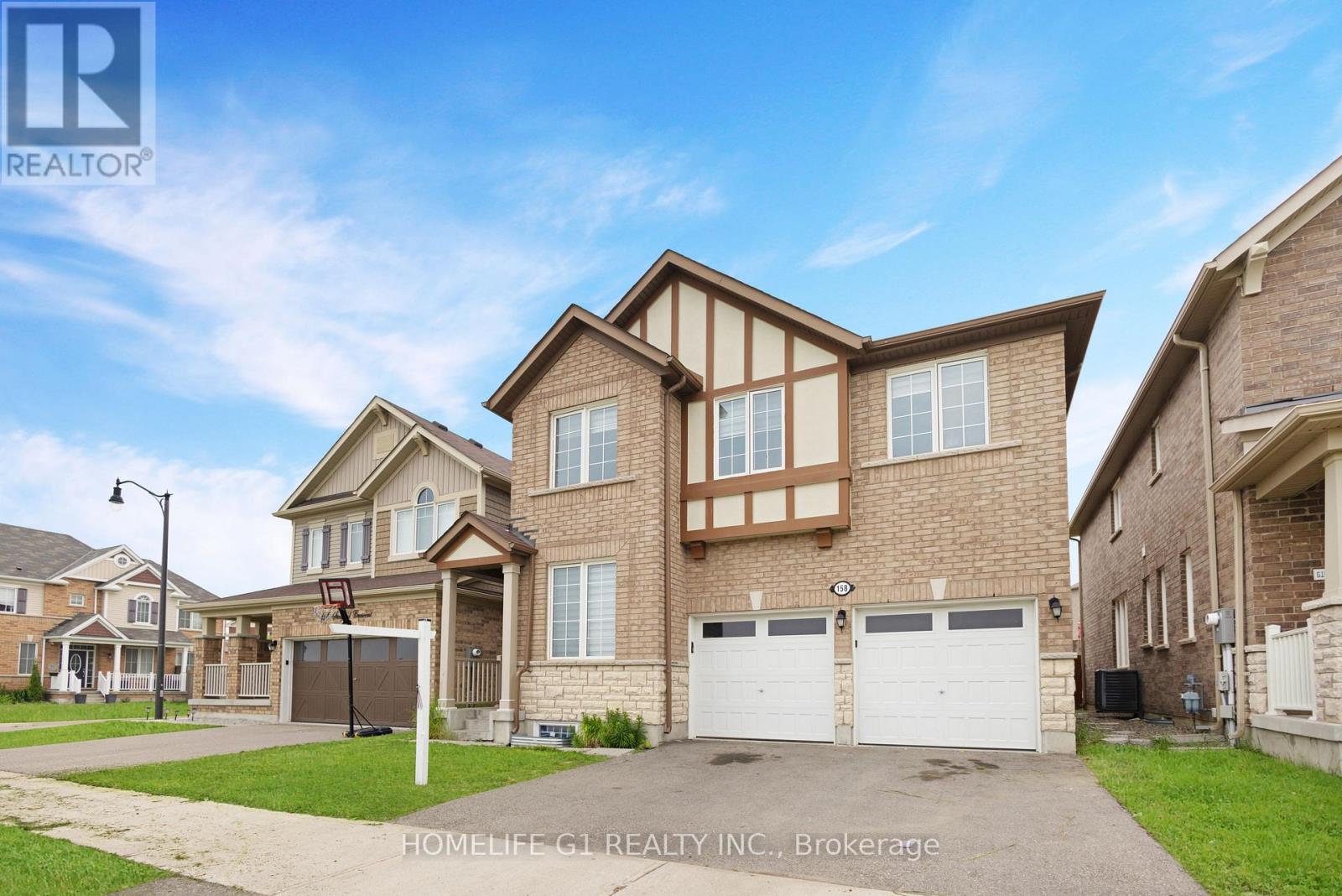 158 Thornbush Boulevard, Brampton (Northwest Brampton), Ontario  L7A 0G4 - Photo 2 - W12207985