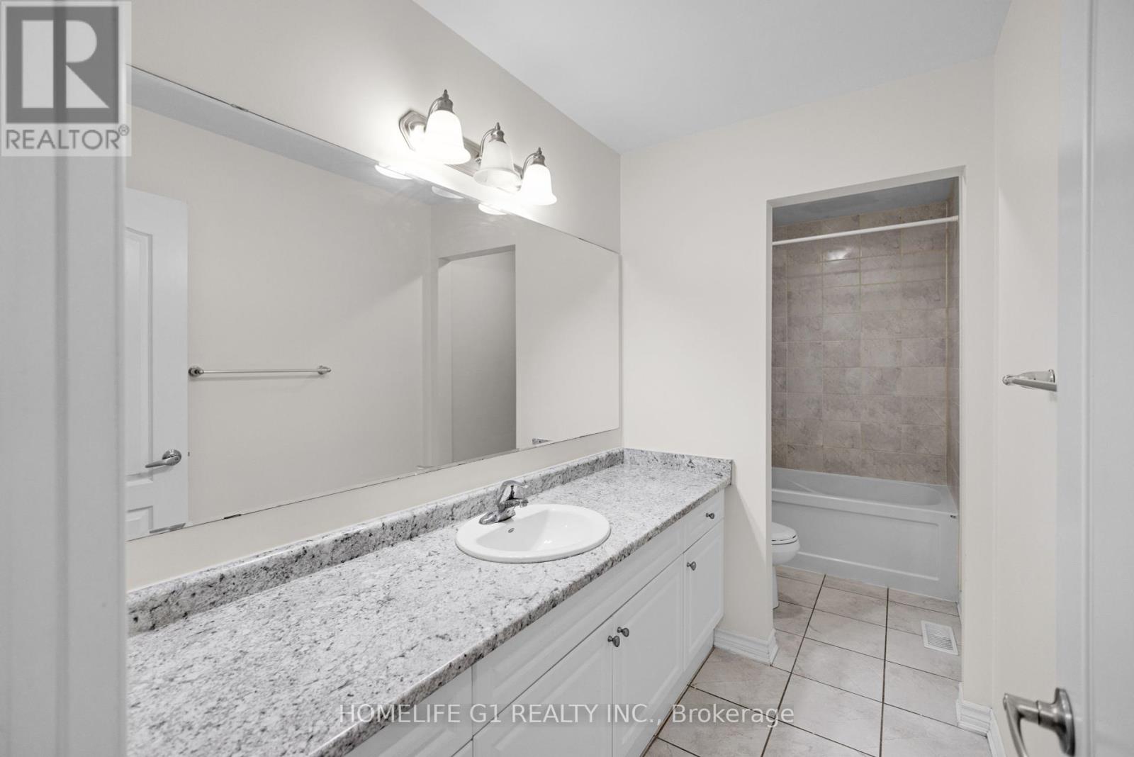 158 Thornbush Boulevard, Brampton (Northwest Brampton), Ontario  L7A 0G4 - Photo 21 - W12207985