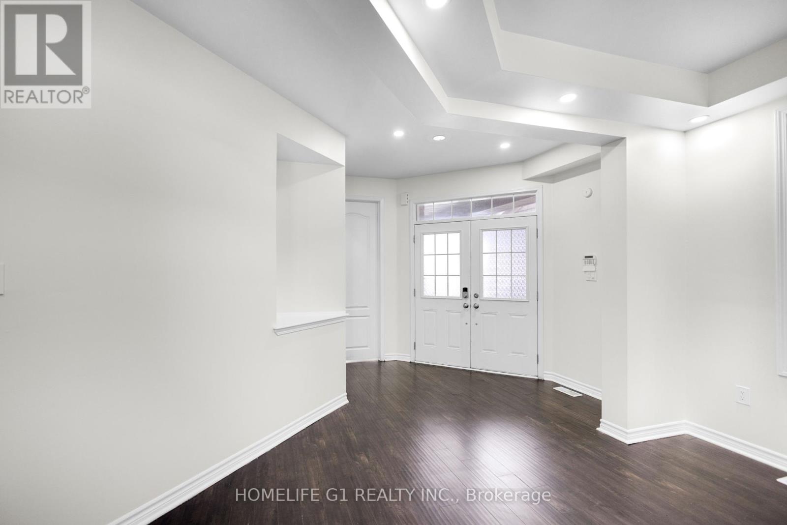 158 Thornbush Boulevard, Brampton (Northwest Brampton), Ontario  L7A 0G4 - Photo 4 - W12207985
