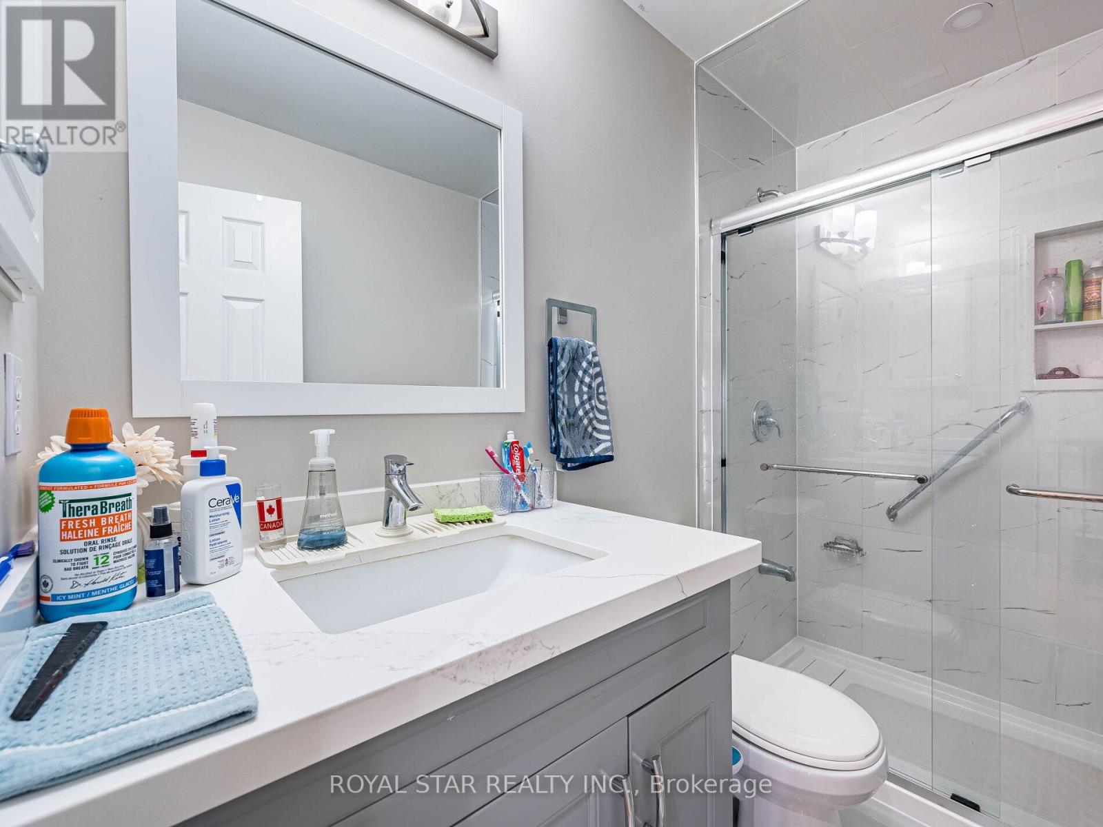 45 Mossgrove Crescent, Brampton (Northwest Sandalwood Parkway), Ontario  L7A 1M3 - Photo 36 - W12208016