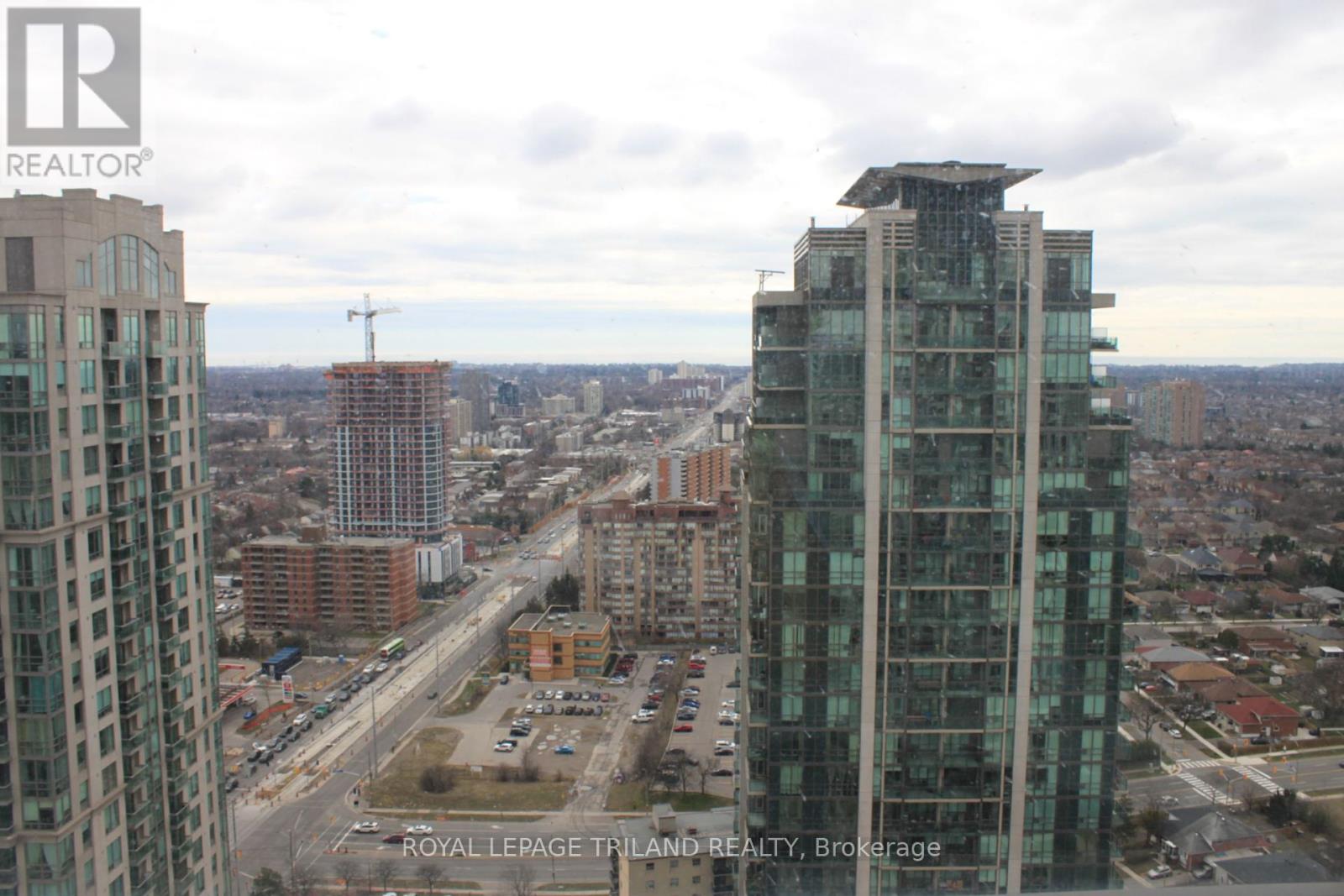 3008 - 30 Elm Drive, Mississauga (City Centre), Ontario  L5B 0N6 - Photo 19 - W12208049