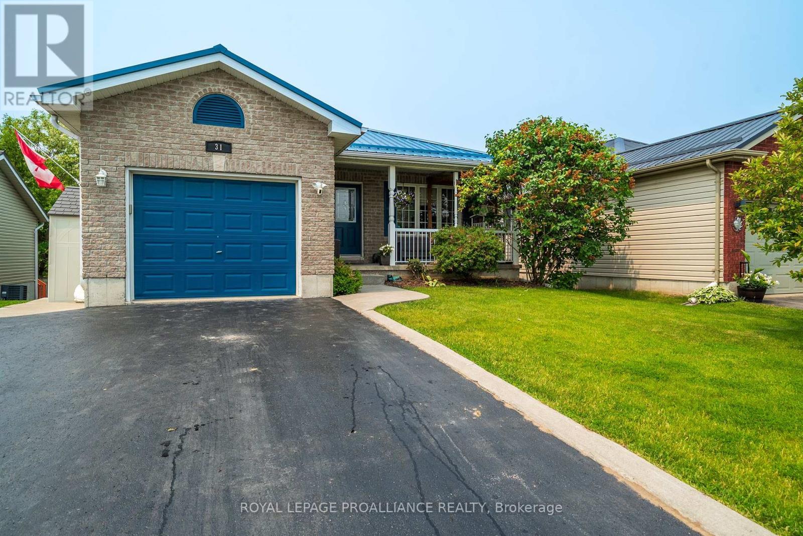 31 FOLLWELL CRESCENT, belleville (belleville ward), Ontario