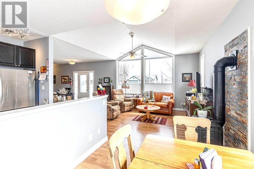 6 Garneau Gate, Carstairs, Alberta  T0M 0N0 - Photo 12 - A2202822