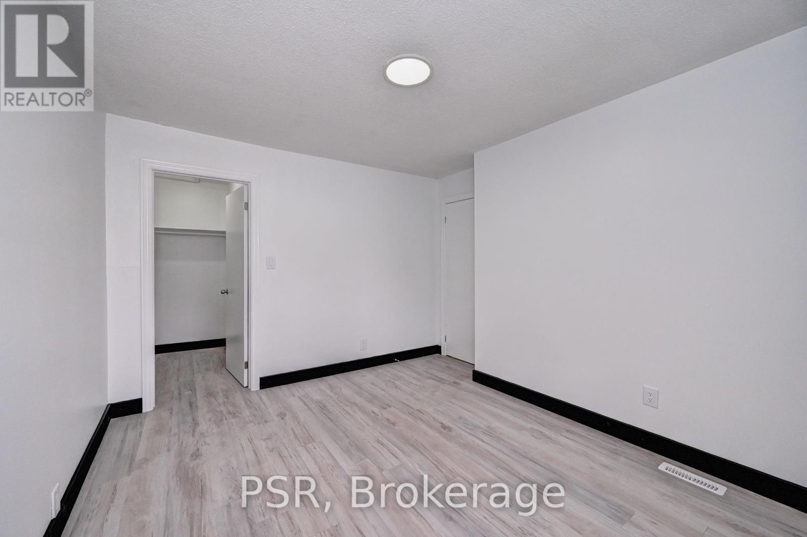 B - 528 Sunnydale Place, Waterloo, Ontario  N2L 4T1 - Photo 15 - X12207719