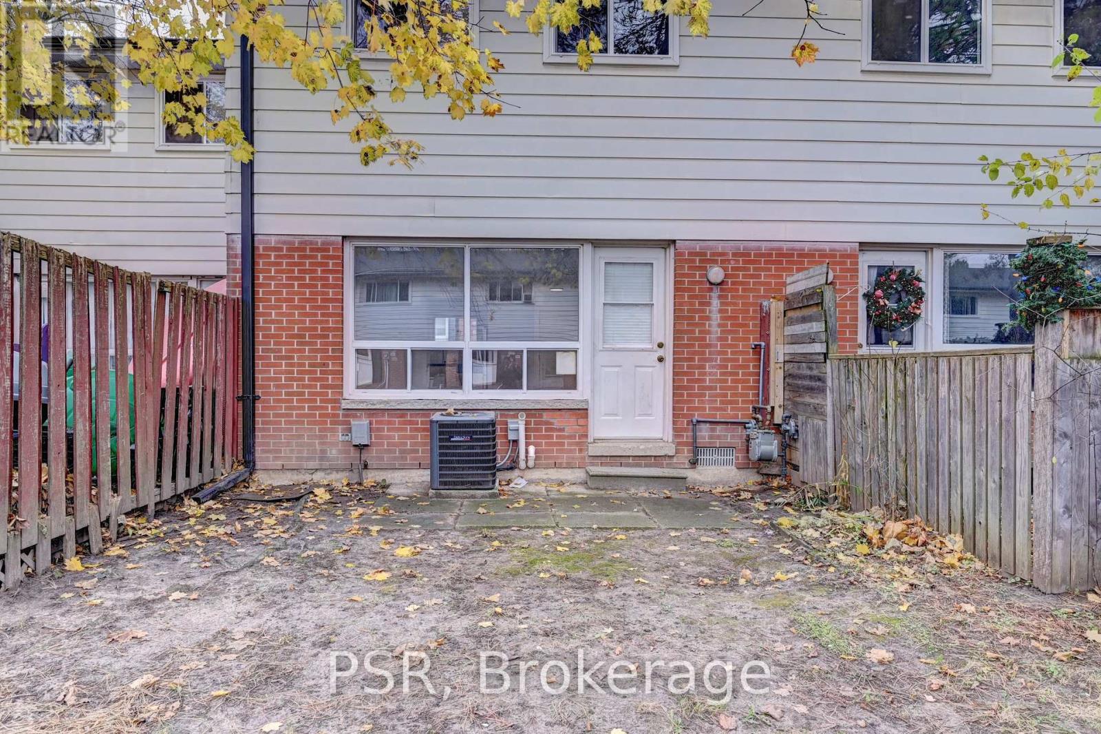 B - 528 Sunnydale Place, Waterloo, Ontario  N2L 4T1 - Photo 22 - X12207719