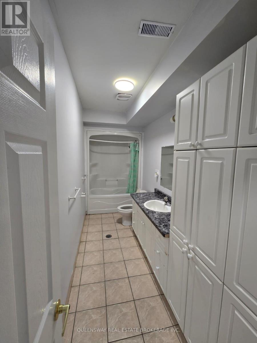 63 Edith Street, St. Catharines (Western Hill), Ontario  L2S 2P8 - Photo 23 - X12207754