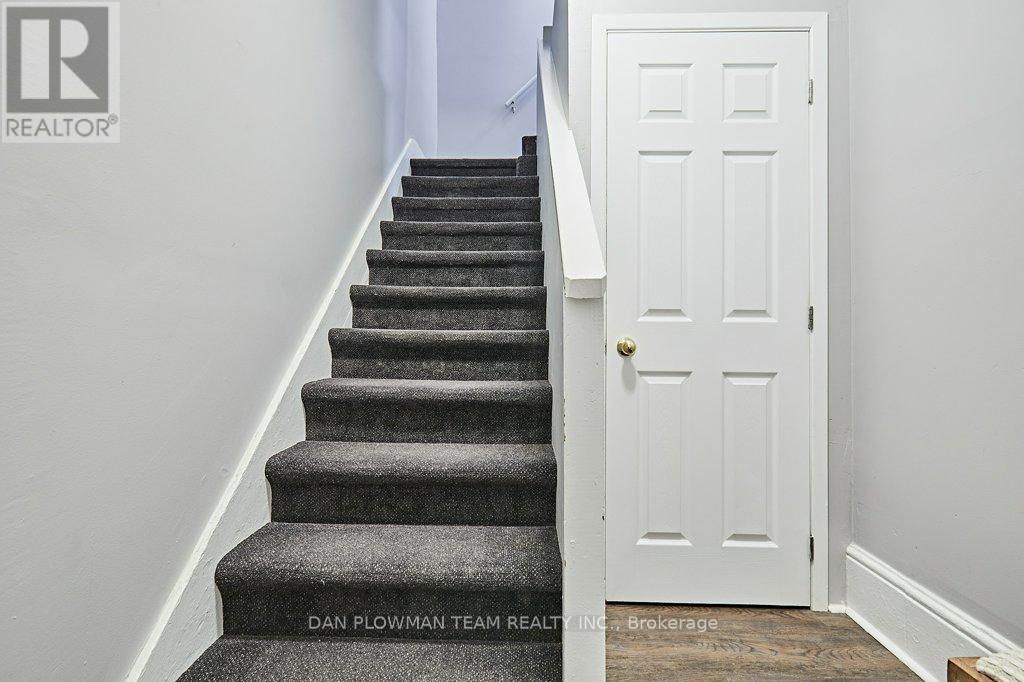 20 Queen Street, Kawartha Lakes, Ontario  K9V 1E9 - Photo 17 - X12207848