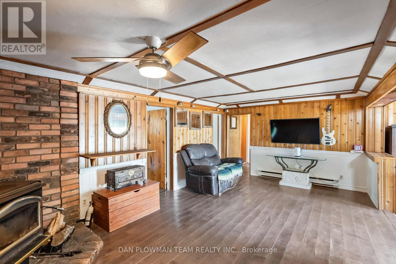 32 Beach Road, Kawartha Lakes (Little Britain), Ontario  K0M 2C0 - Photo 16 - X12207976
