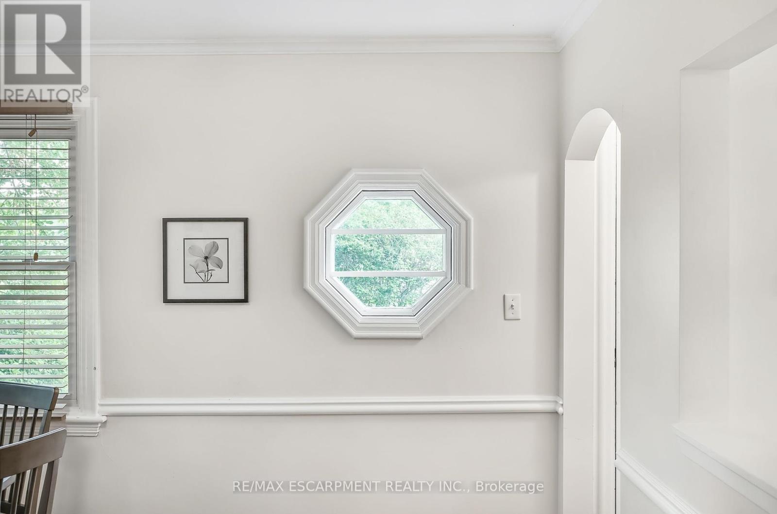117 Norwood Road, Hamilton, Ontario  L8S 3R3 - Photo 6 - X12207993