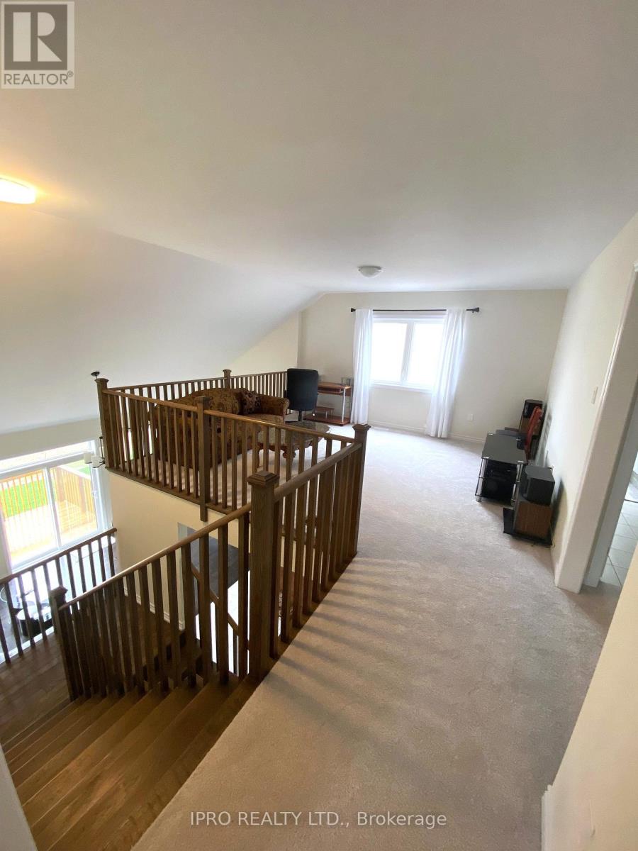 50 Explorer Way, Thorold, Ontario  L2V 0K1 - Photo 13 - X12208002