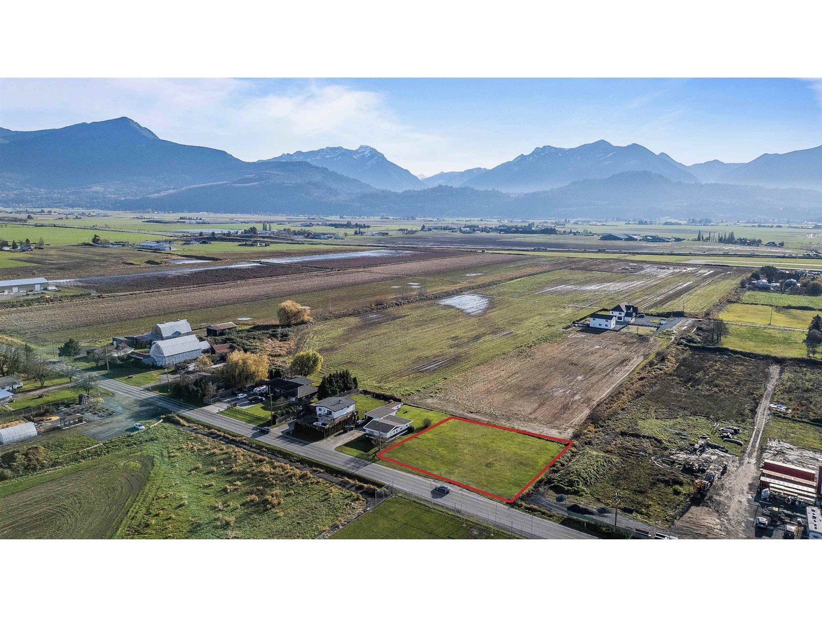 46708 Chilliwack Central Road, East Chilliwack, Chilliwack, British Columbia  V2P 8C5 - Photo 3 - R3013108