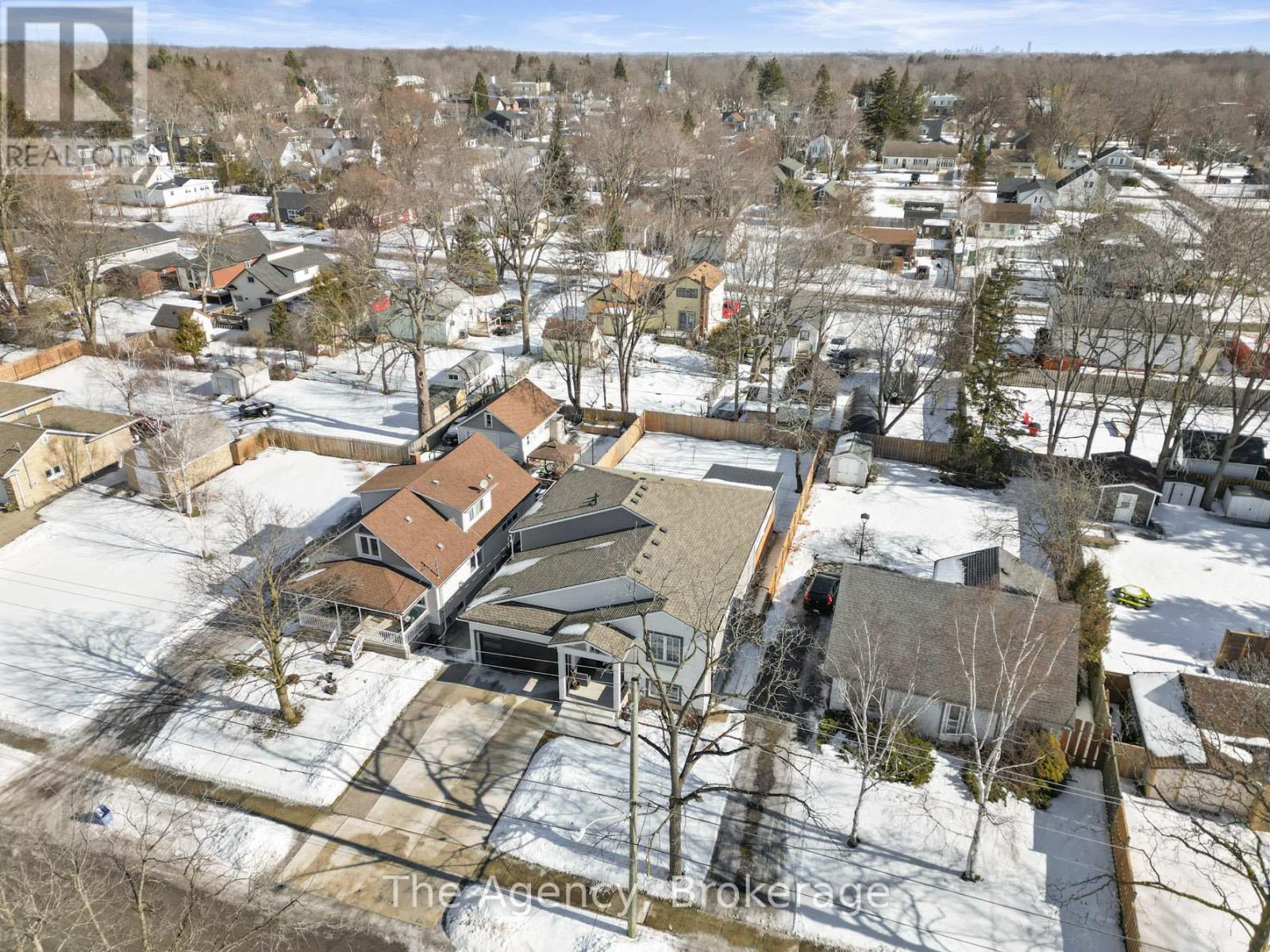 324 Thornwood Avenue, Fort Erie (Ridgeway), Ontario  L0S 1N0 - Photo 38 - X12208047