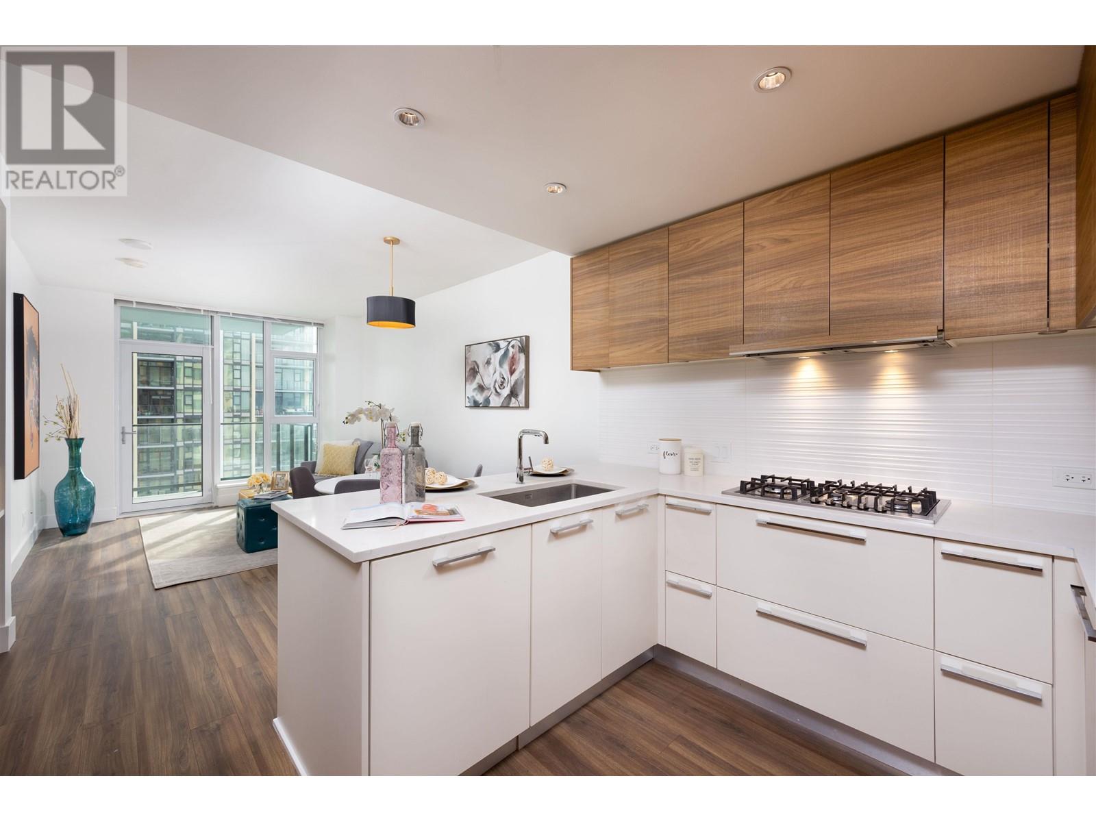 2011 7303 Noble Lane, Burnaby, British Columbia  V3N 0H2 - Photo 7 - R3013122