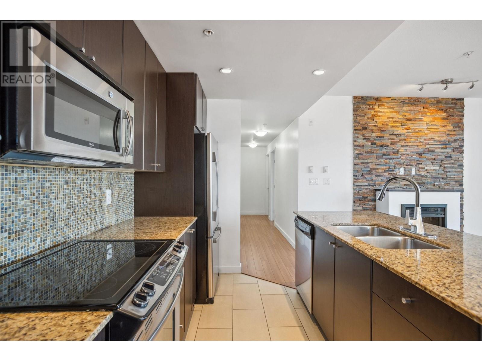 306 225 Francis Way, New Westminster, British Columbia  V3L 0G1 - Photo 11 - R3013132