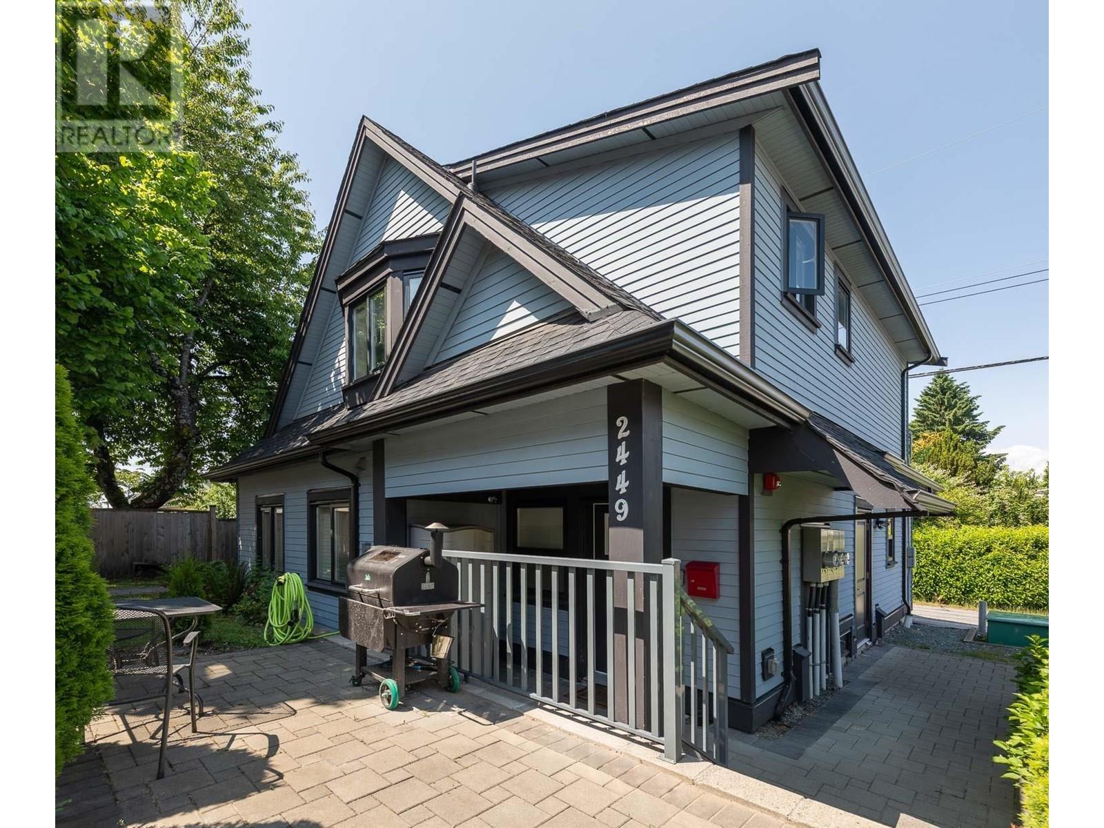 2449 E 40th Avenue, Vancouver, British Columbia  V5R 2V6 - Photo 1 - R3013145