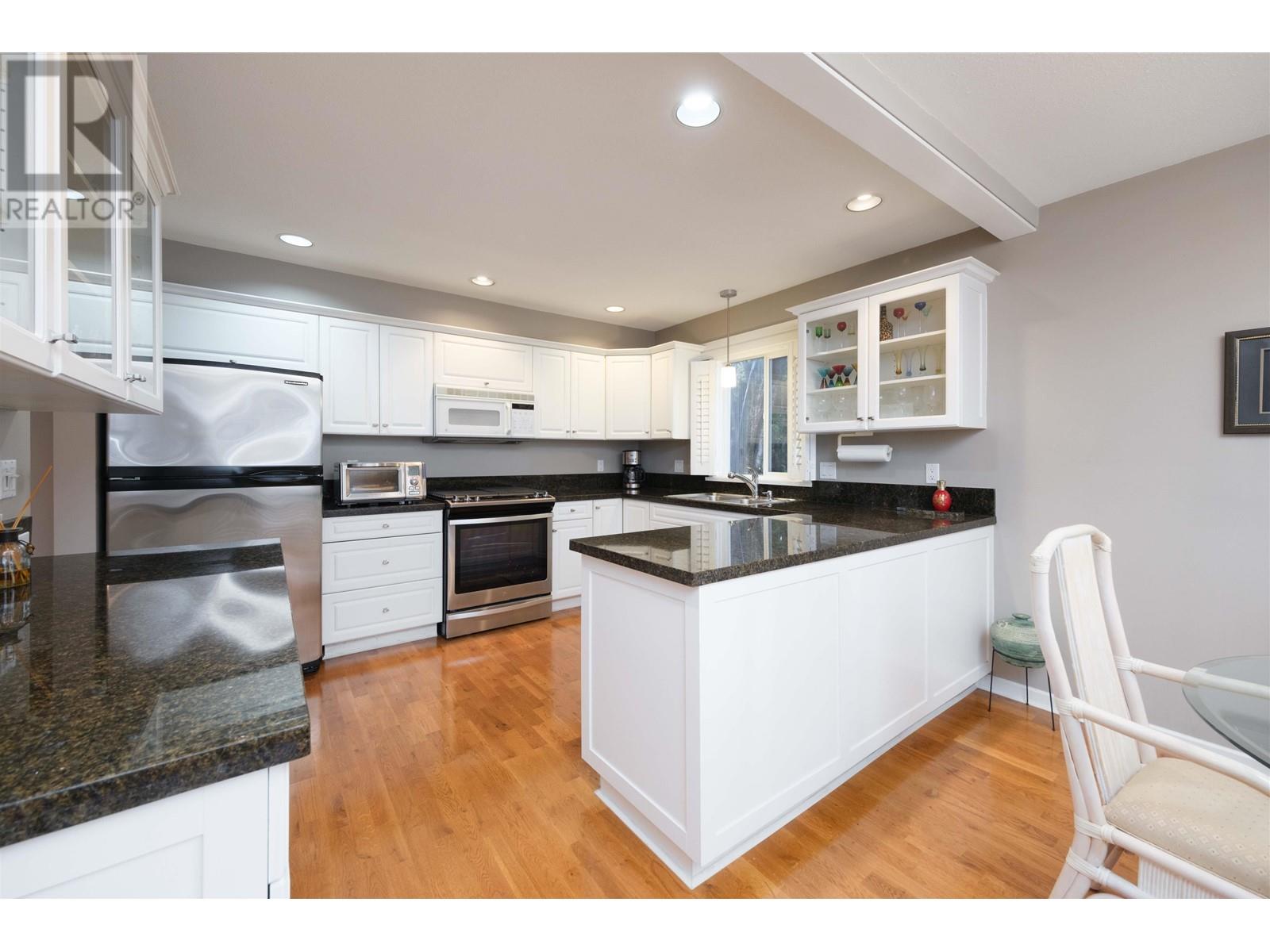 209 288 E 6th Street, North Vancouver, British Columbia  V7L 1P5 - Photo 6 - R3013174
