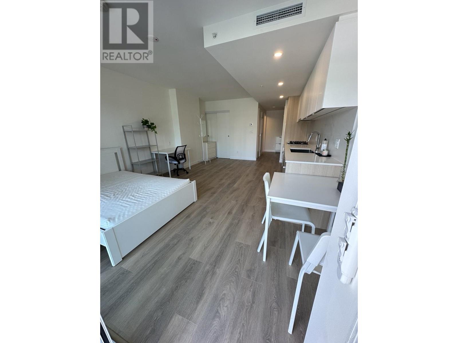 910 318 Alderson Avenue, Coquitlam, British Columbia  V3K 0J1 - Photo 7 - R3013175
