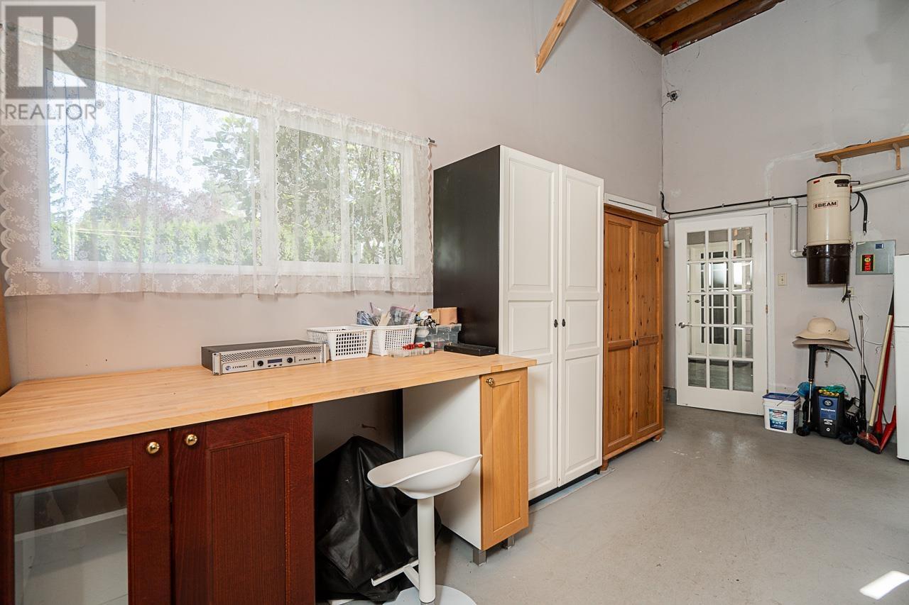 3619 Lynndale Crescent, Burnaby, British Columbia  V5A 3S4 - Photo 31 - R3013131