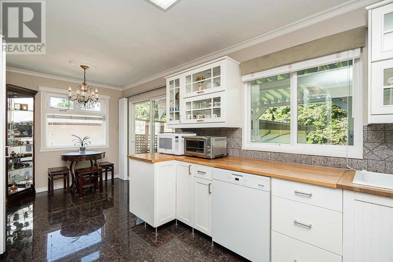 3619 Lynndale Crescent, Burnaby, British Columbia  V5A 3S4 - Photo 8 - R3013131