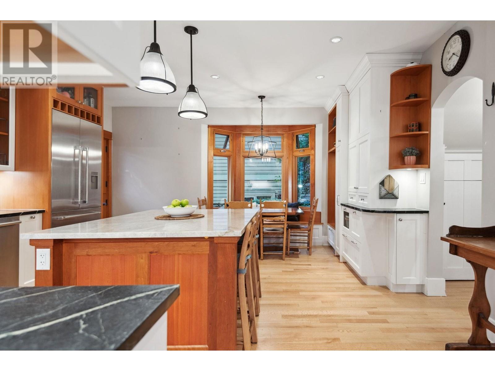 346 E 5th Street, North Vancouver, British Columbia  V7L 1L9 - Photo 15 - R3013173