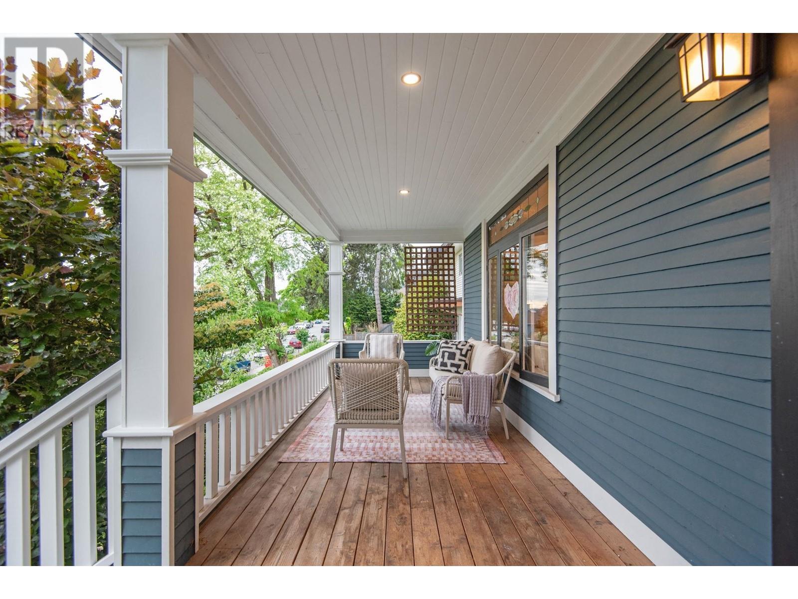 346 E 5th Street, North Vancouver, British Columbia  V7L 1L9 - Photo 31 - R3013173