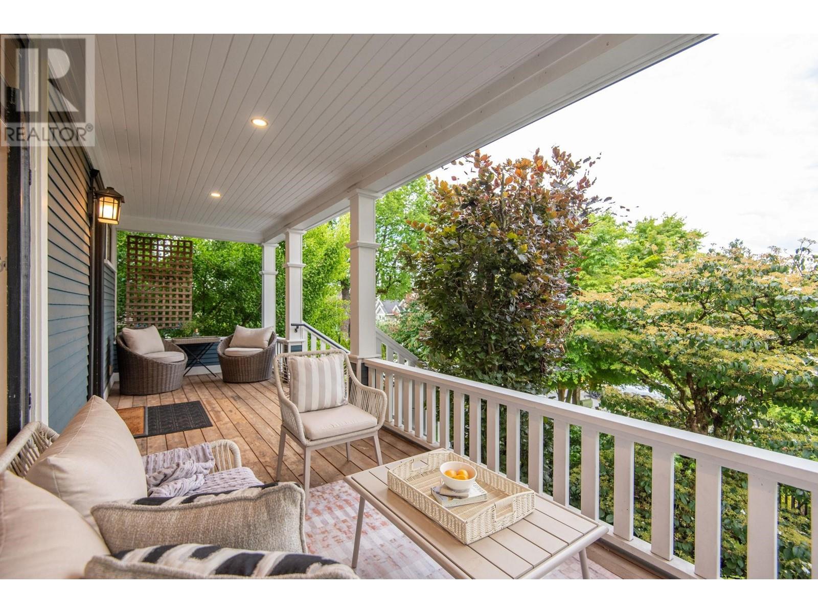 346 E 5th Street, North Vancouver, British Columbia  V7L 1L9 - Photo 8 - R3013173