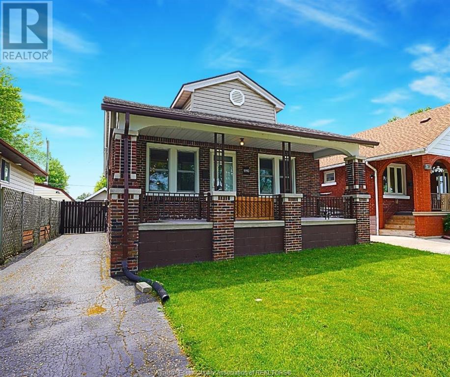 1197 Mckay Avenue, Windsor, Ontario  N9B 2A8 - Photo 2 - 25014371