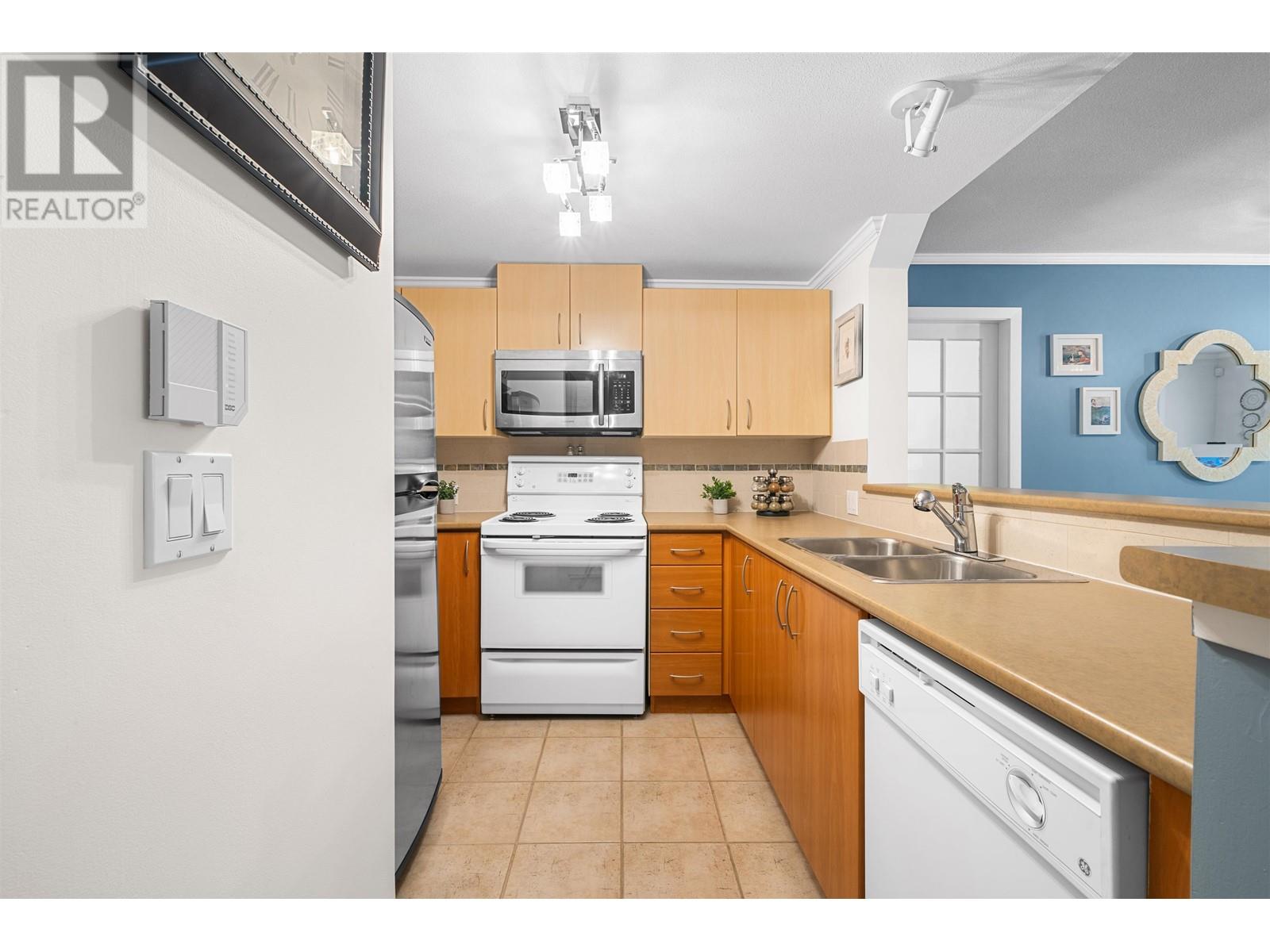235 5700 Andrews Road, Richmond, British Columbia  V7E 6N7 - Photo 10 - R3011036