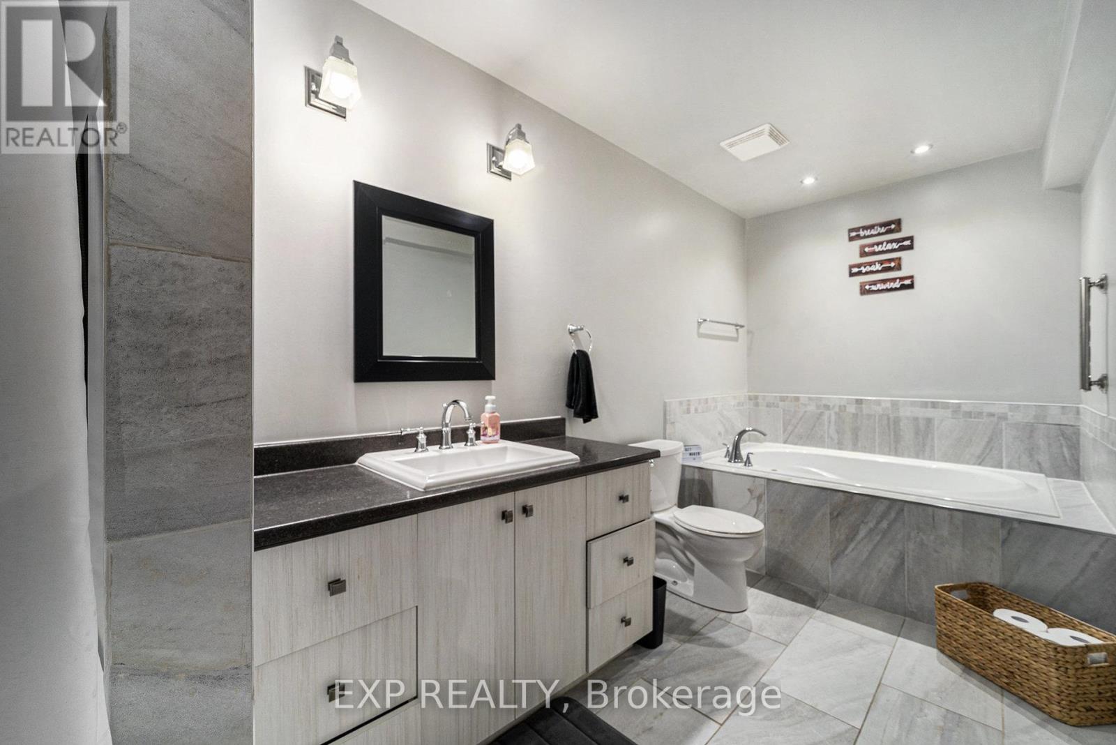 4806 Frank Kenny Road, Ottawa, Ontario  K0A 3H0 - Photo 23 - X12208038