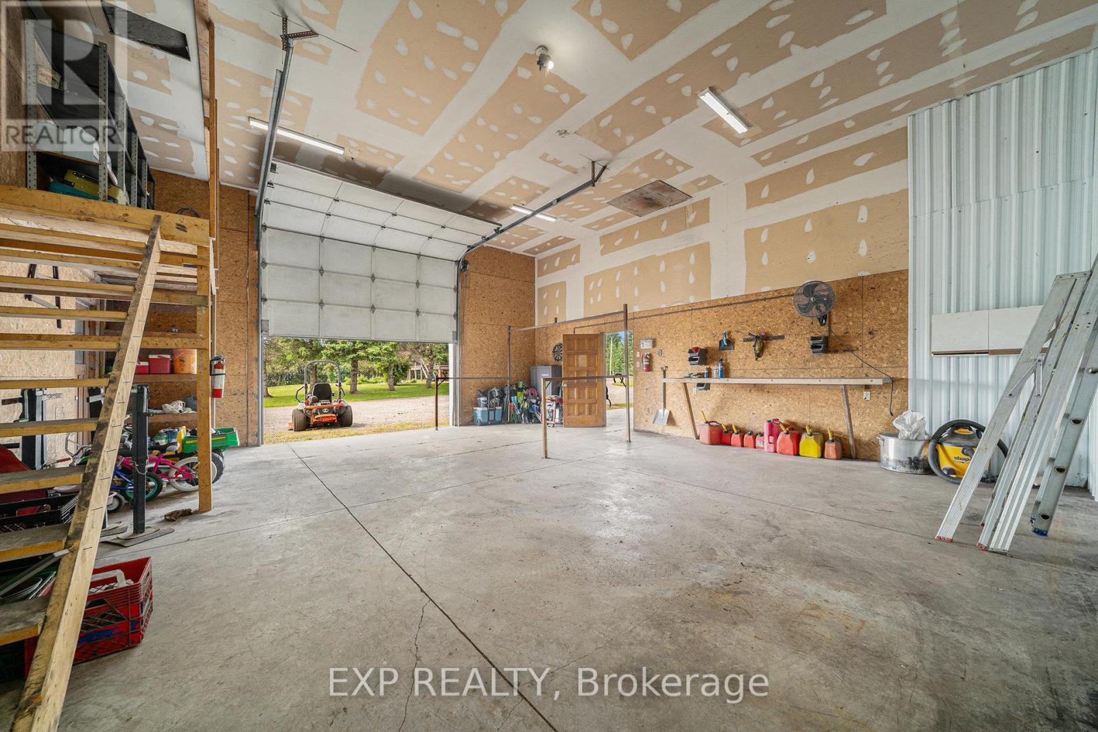 4806 Frank Kenny Road, Ottawa, Ontario  K0A 3H0 - Photo 26 - X12208038