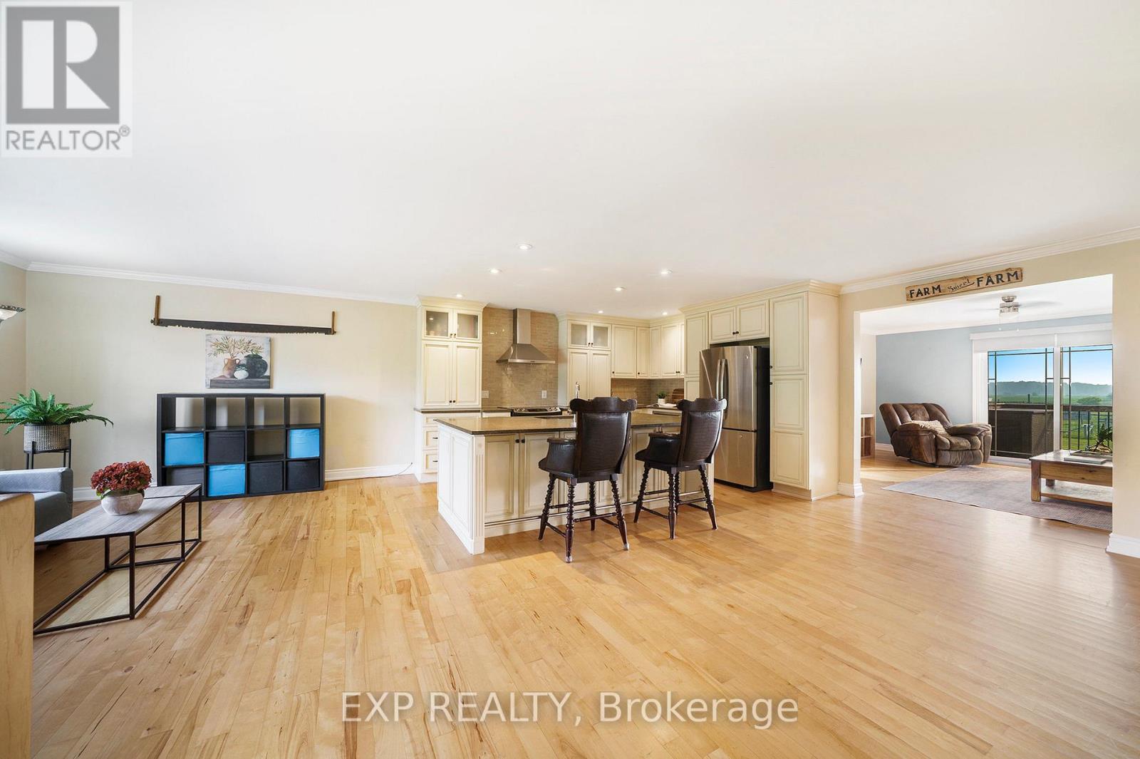 4806 Frank Kenny Road, Ottawa, Ontario  K0A 3H0 - Photo 6 - X12208038