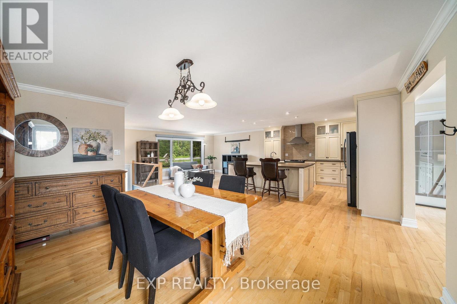 4806 Frank Kenny Road, Ottawa, Ontario  K0A 3H0 - Photo 9 - X12208038