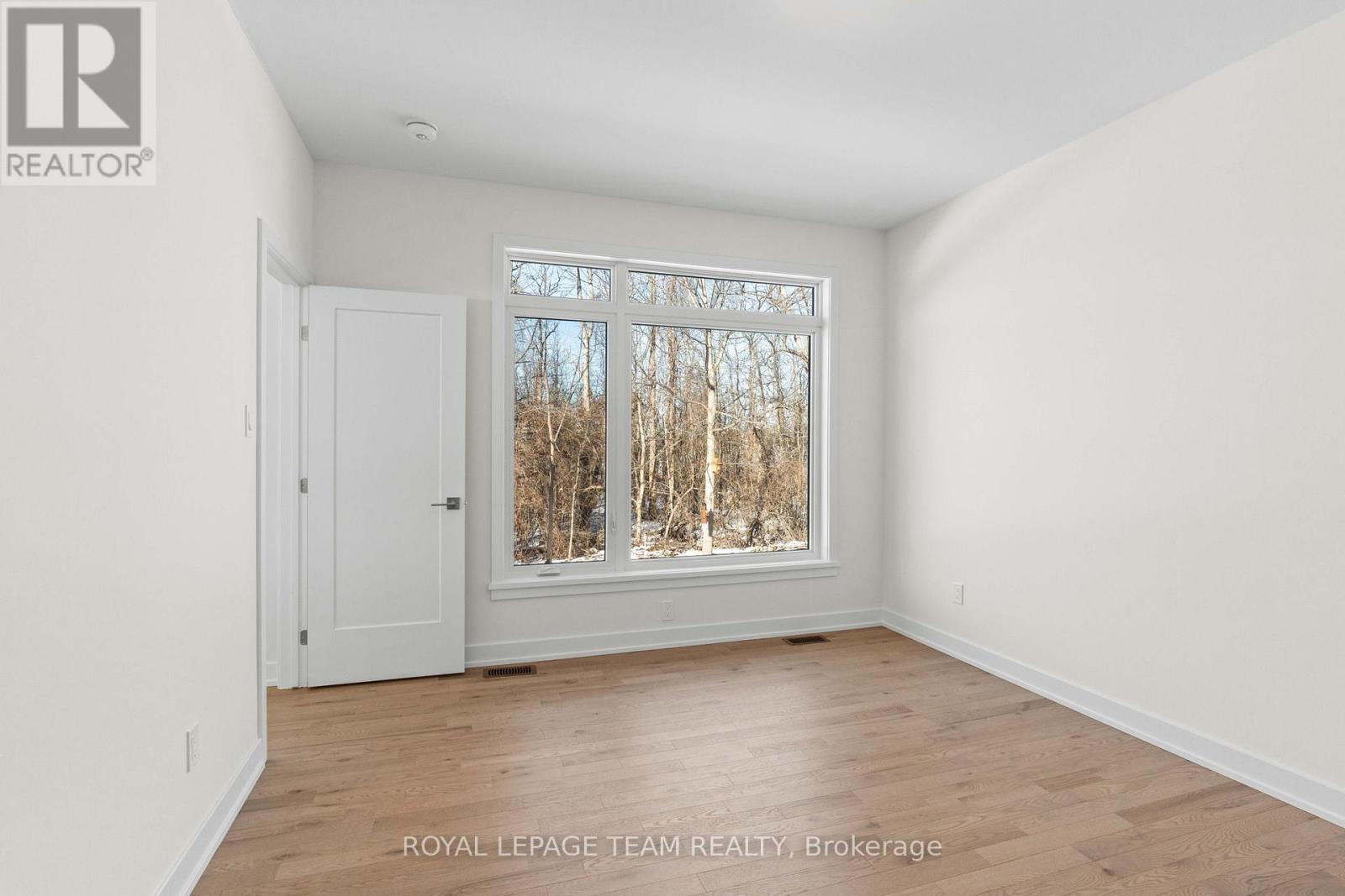1 Duke Street, Brockville, Ontario  K6V 3J2 - Photo 25 - X12208043