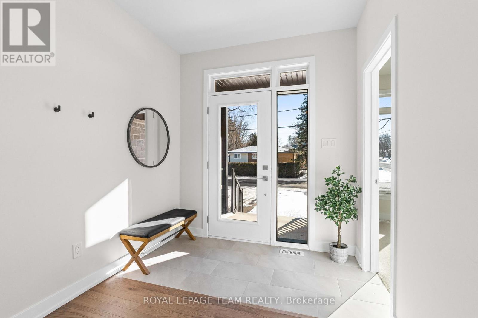 1 Duke Street, Brockville, Ontario  K6V 3J2 - Photo 3 - X12208043