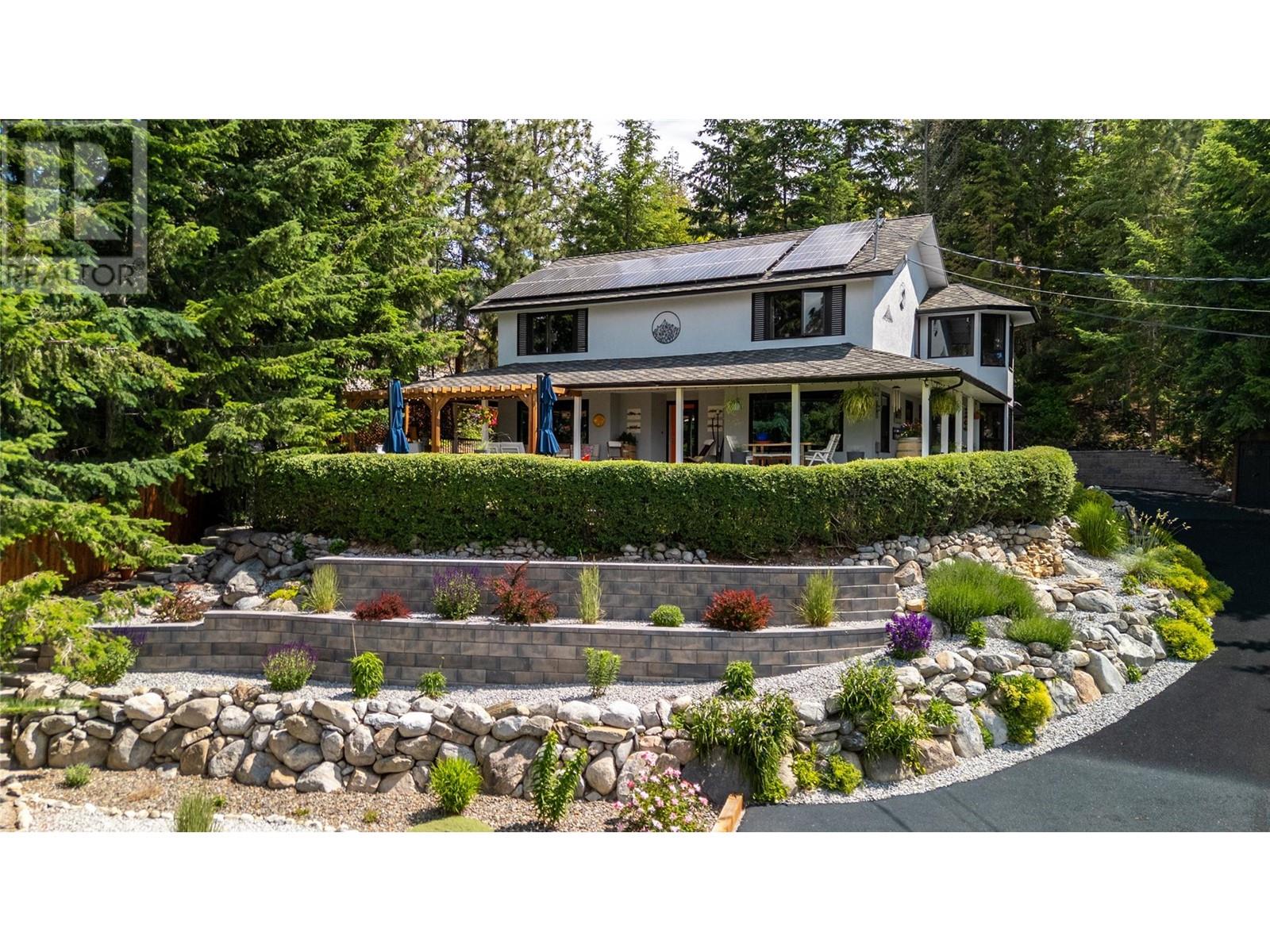 3199 JUNIPER Drive, Naramata, British Columbia