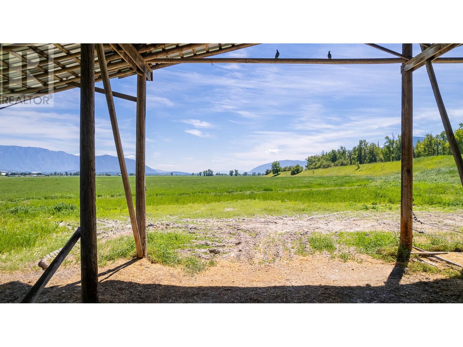 1680 Nicks Island  N Road, Creston, British Columbia  V0B 1G8 - Photo 23 - 10335280
