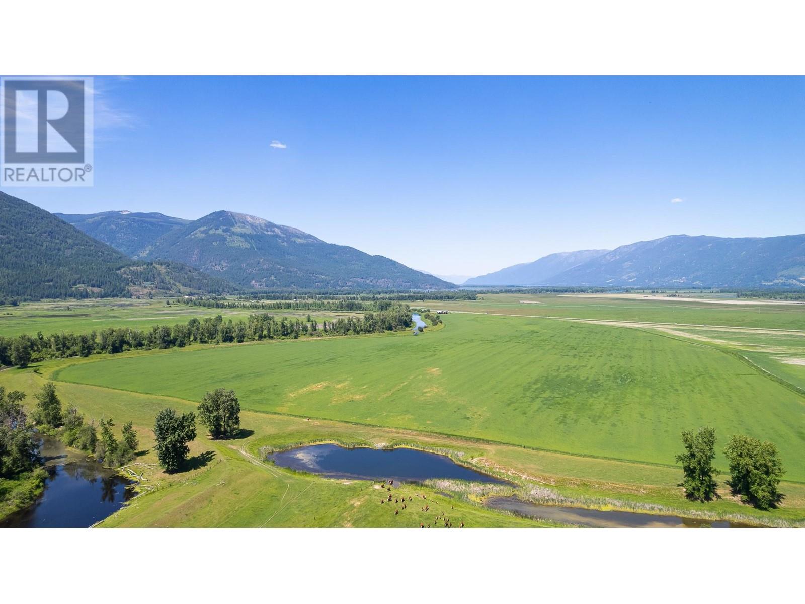 1680 Nicks Island  N Road, Creston, British Columbia  V0B 1G8 - Photo 26 - 10335280