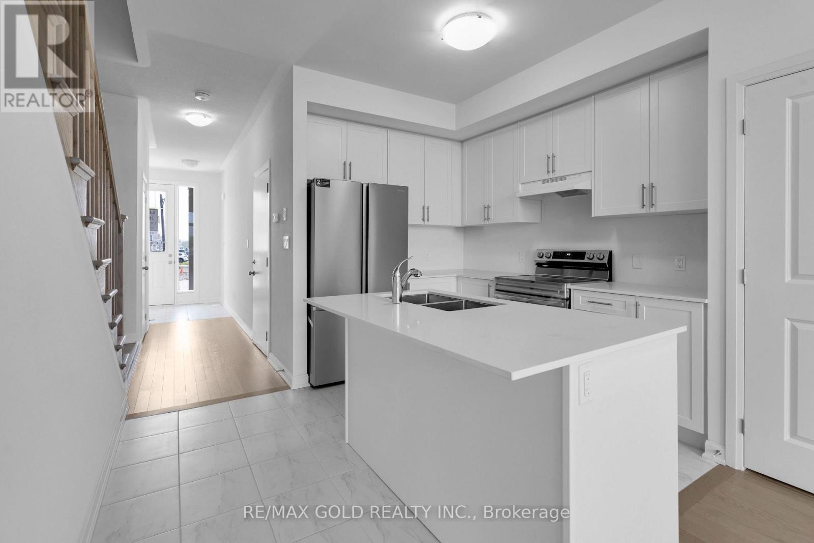 102 Golf Links Drive, Loyalist (Bath), Ontario  K0H 1G0 - Photo 12 - X11985627