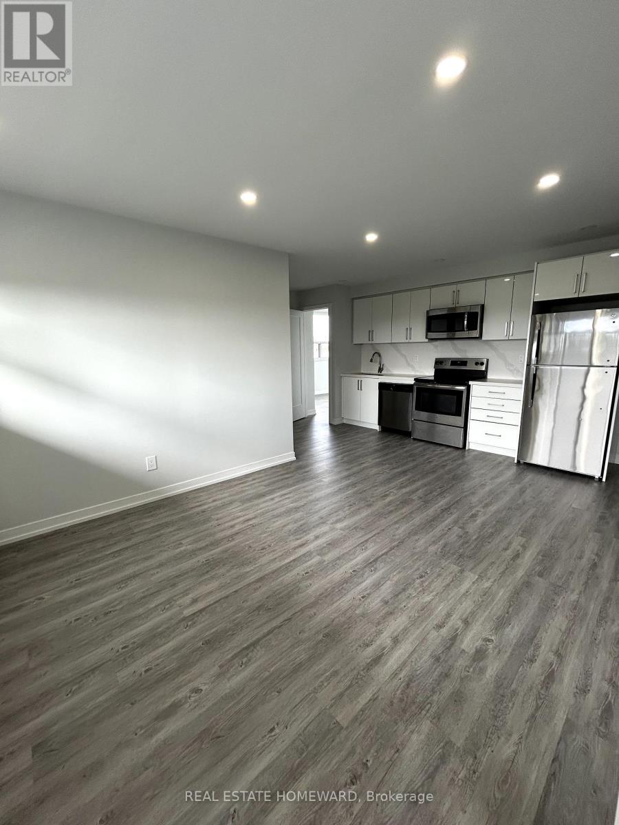 901 - 15 Walmer Road, Toronto, Ontario  M5R 2X1 - Photo 1 - C12208039