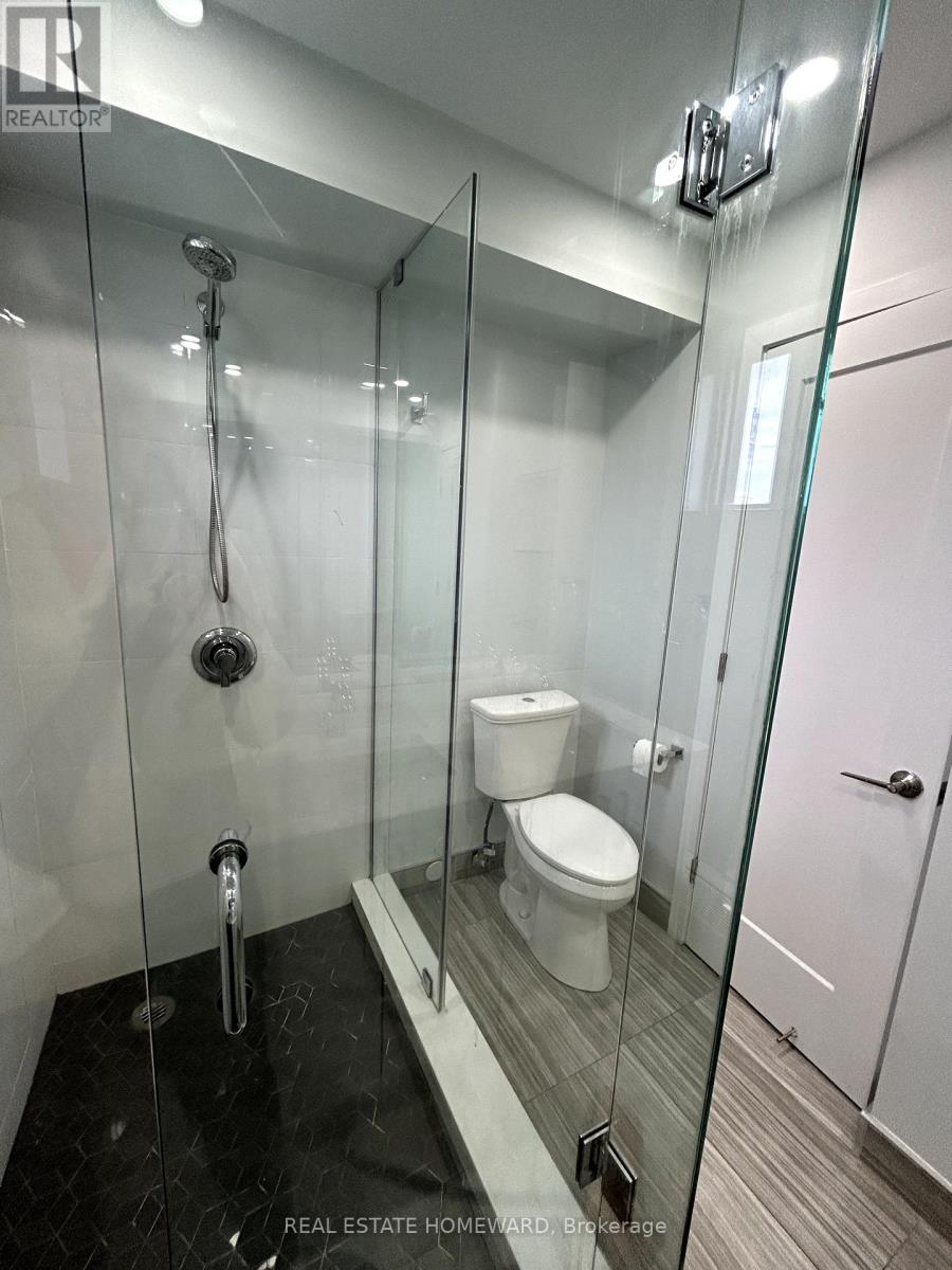 901 - 15 Walmer Road, Toronto, Ontario  M5R 2X1 - Photo 12 - C12208039